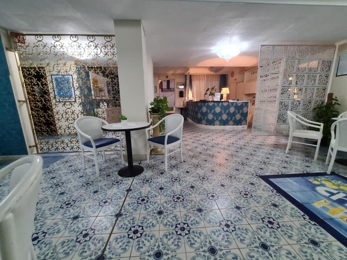 Baia Degli Dei Apartamento Giardini Naxos Exterior foto