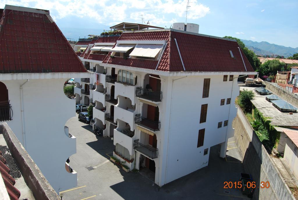 Baia Degli Dei Apartamento Giardini Naxos Quarto foto